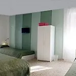 Pisaland Bed & Breakfast 3*