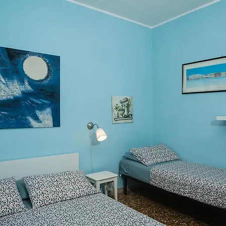 Bed & Breakfast Pisaland 3*