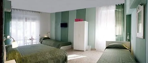 Pisaland Bed and Breakfast 3*