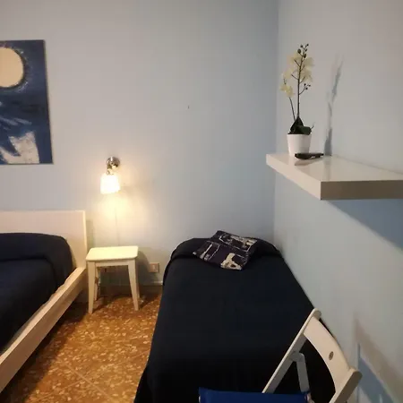 فندق مبيت وإفطار Pisaland بيزا
