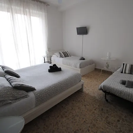 فندق مبيت وإفطار Pisaland 3*